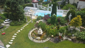 Гостиница Garten Eden  Требезинг